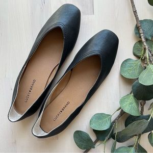Lucky Brand Alba Leather Flat in Black, size 9.5